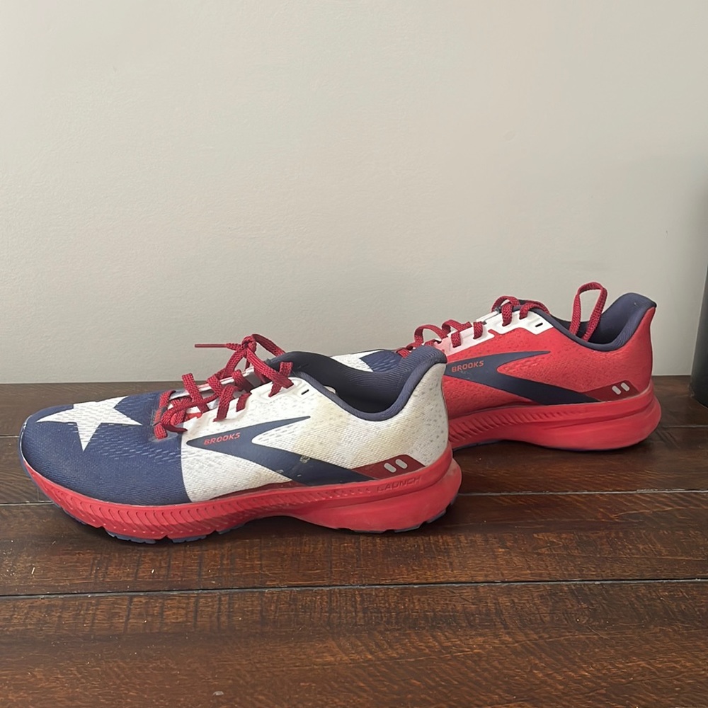 Brooks launch Texas edition